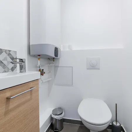 3 Pieces 55m2 Proche Metro - 15 - 4p Apartment *