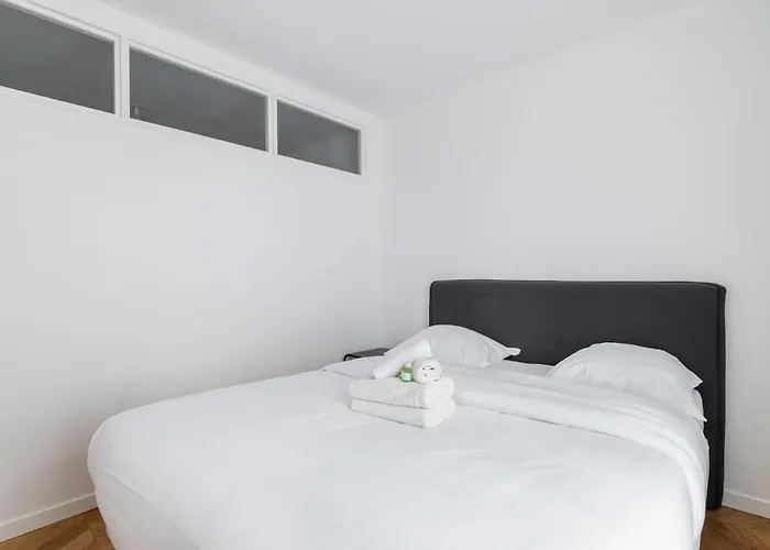 3 Pieces 55m2 Proche Metro - 15 - 4p Paris