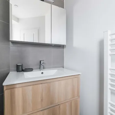 Apartment 3 Pieces 55m2 Proche Metro - 15 - 4p