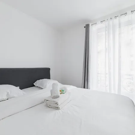 3 Pieces 55m2 Proche Metro - 15 - 4p Apartment Paris