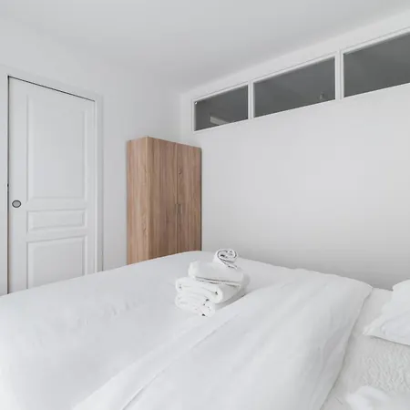 3 Pieces 55m2 Proche Metro - 15 - 4p Apartment